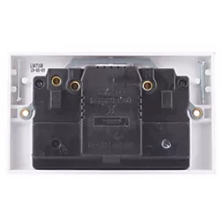 Schneider Electric Exclusive Square Edge 30mA 1-Gang Unswitched Active RCD Socket White -Sockets Sales Store 504JT A3