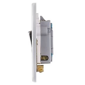 Schneider Electric Ultimate Low Profile 13A Switched Fused Spur Polished Chrome with White Inserts 5 Schneider Electric Ultimate Low Profile 13A Switched Fused Spur Polished Chrome with White Inserts - Image 3