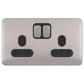 Schneider Electric Lisse Deco 13A 2-Gang SP Switched Plug Socket Brushed Stainless Steel with Black Inserts 4 Schneider Electric Lisse Deco 13A 2-Gang SP Switched Plug Socket Brushed Stainless Steel with Black Inserts - Image 2